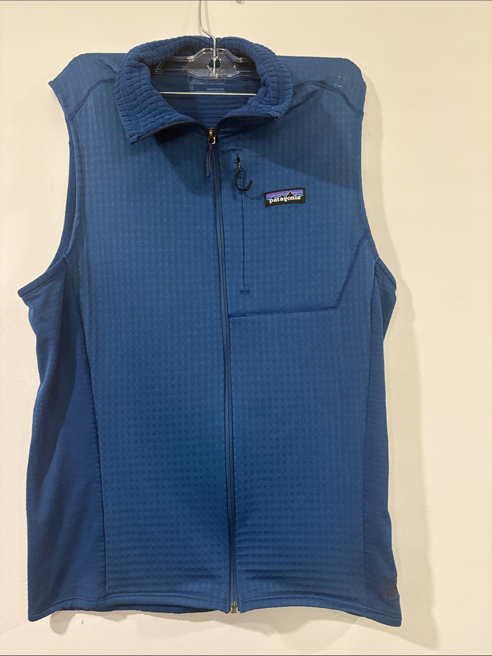 PATAGONIA SLEEVELESS VEST WITH ZIPPER COLLAR & CHEST LOGO PATCH SIZE /M